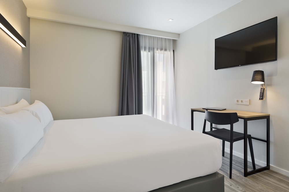 Hotel Acta BCN 40 — Hotel rooms in Barcelona, Catalonia