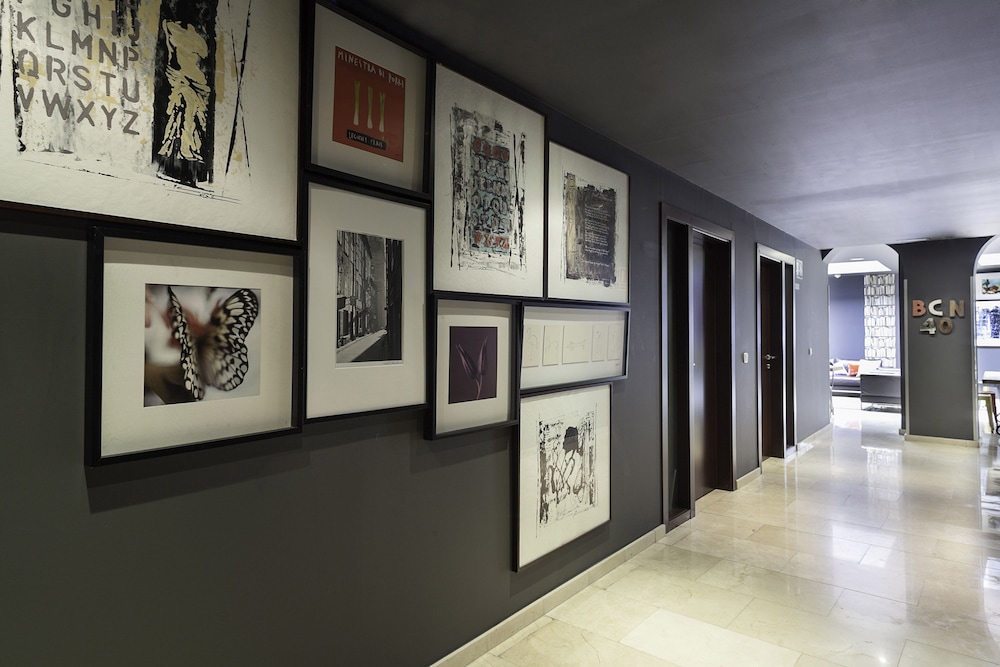 Hotel Acta BCN 40 — Hotel building in Barcelona, Catalonia