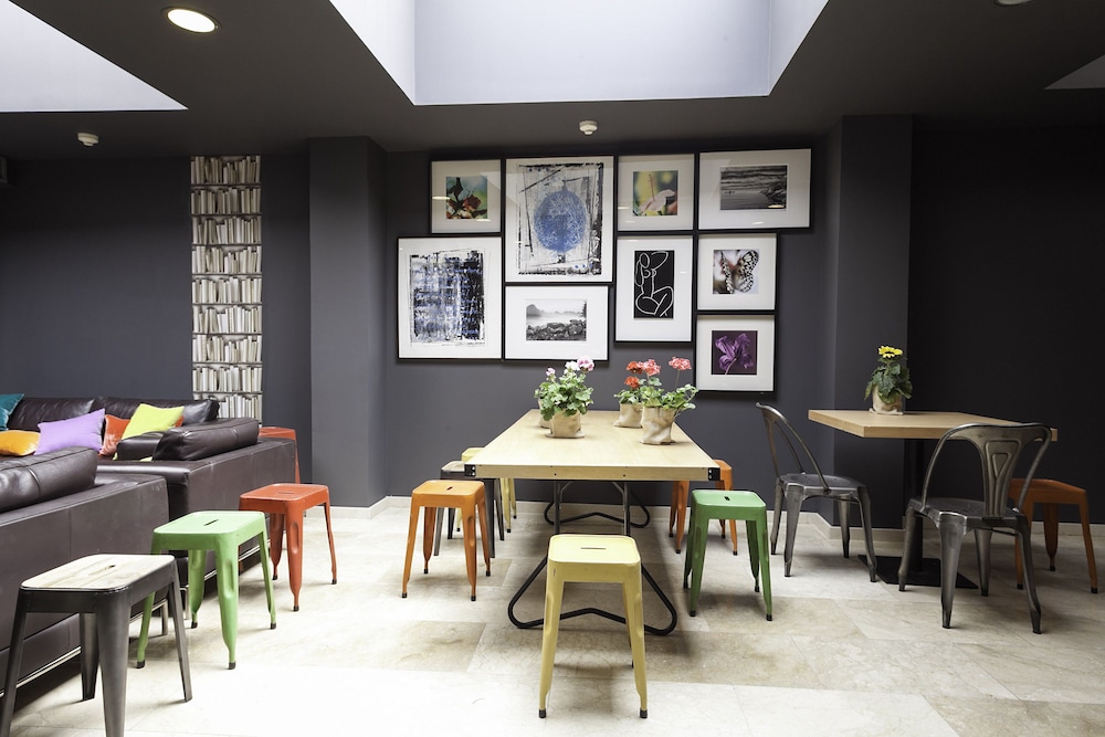 Hotel Acta BCN 40 — Restaurant & bars in Barcelona, Catalonia