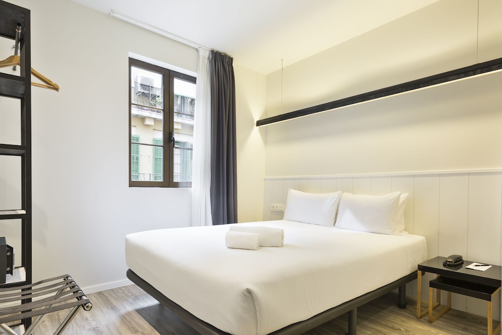 Hotel Acta BCN 40 — Hotel rooms in Barcelona, Catalonia
