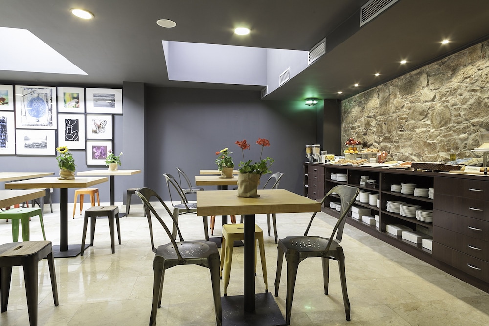 Hotel Acta BCN 40 — Restaurant & bars in Barcelona, Catalonia