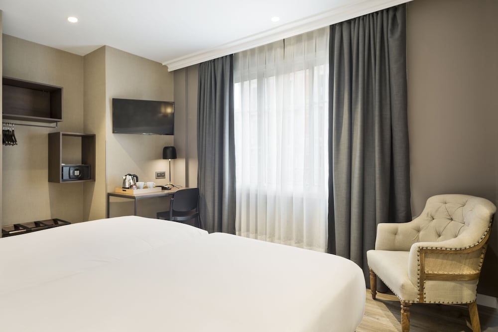 Hotel Acta Splendid — Hotel rooms in Barcelona, Catalonia