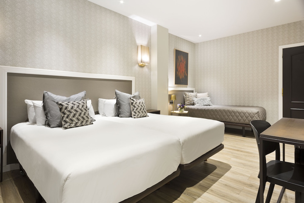 Hotel Acta Splendid — Hotel rooms in Barcelona, Catalonia