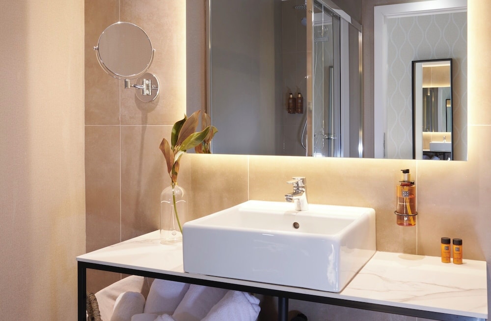 Hotel Acta Splendid — Hotel rooms in Barcelona, Catalonia