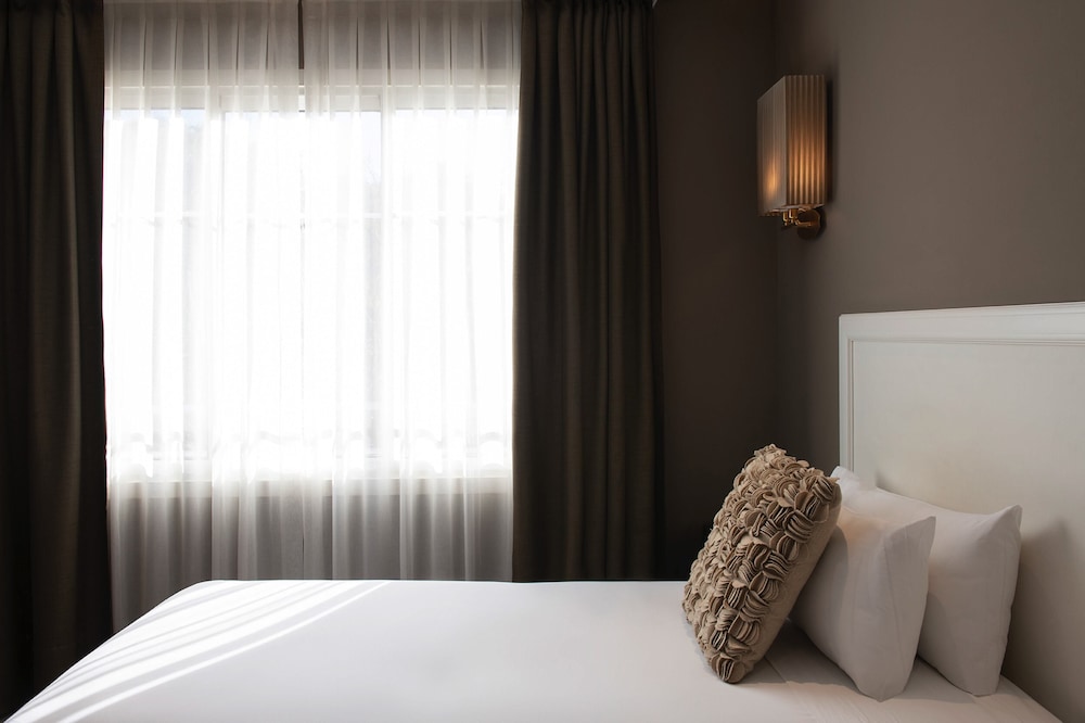Hotel Acta Splendid — Hotel rooms in Barcelona, Catalonia