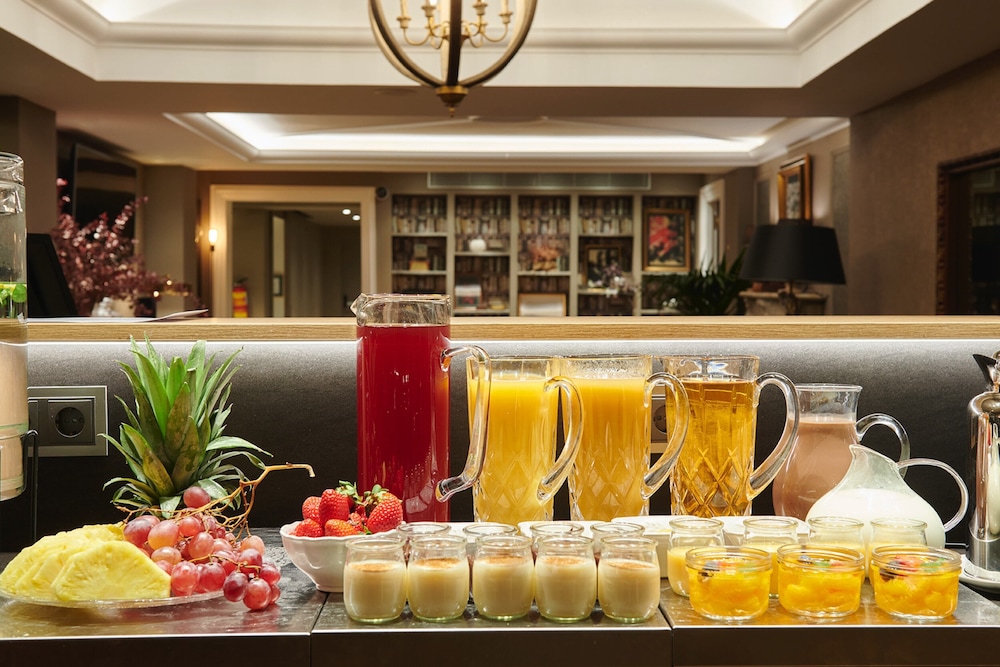 Hotel Acta Splendid — Restaurant & bars in Barcelona, Catalonia