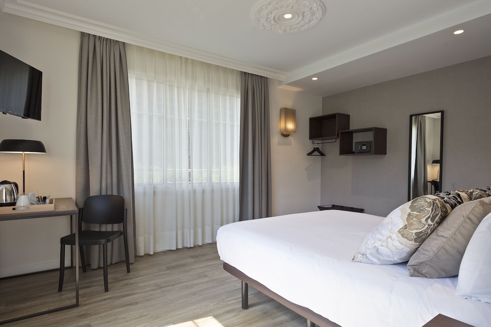 Hotel Acta Splendid — Hotel rooms in Barcelona, Catalonia