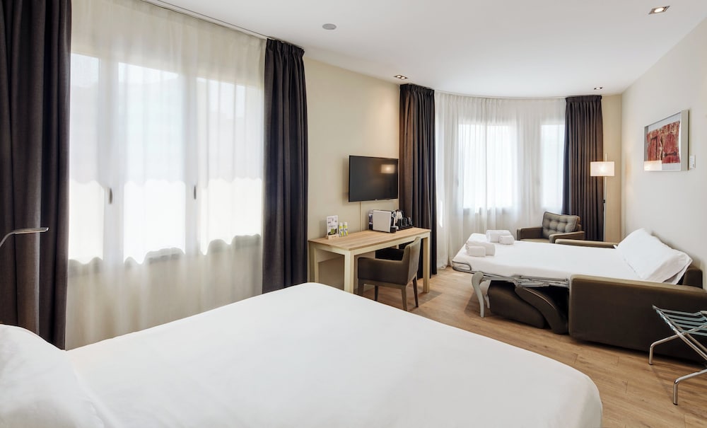 Sercotel Amister Art Hotel — Hotel rooms in Barcelona, Catalonia