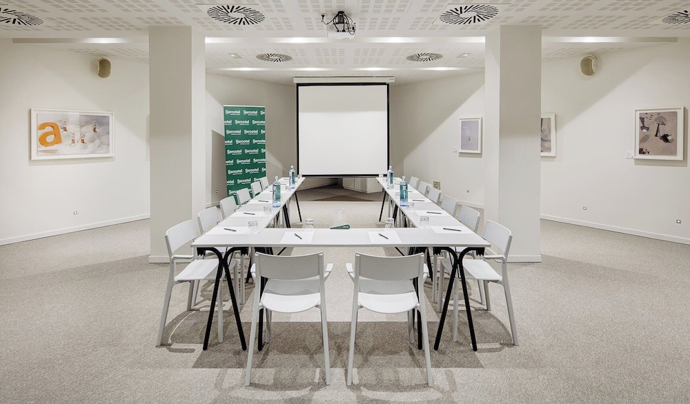 Sercotel Amister Art Hotel — Hotel building in Barcelona, Catalonia