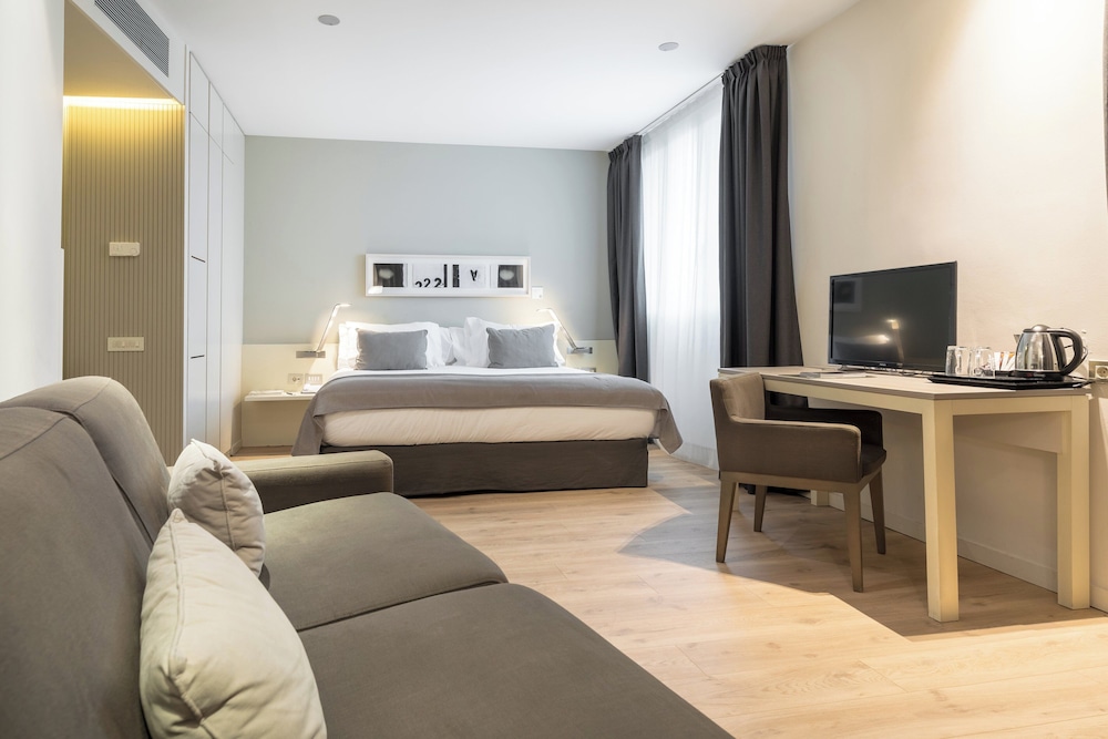Sercotel Amister Art Hotel — Hotel rooms in Barcelona, Catalonia