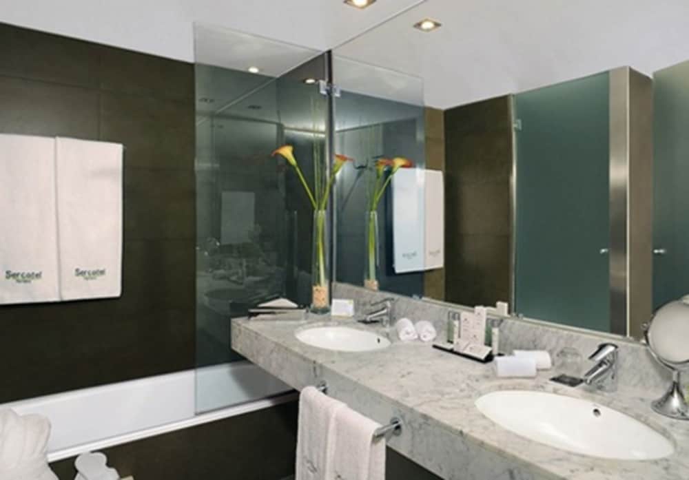 Sercotel Amister Art Hotel — Hotel rooms in Barcelona, Catalonia