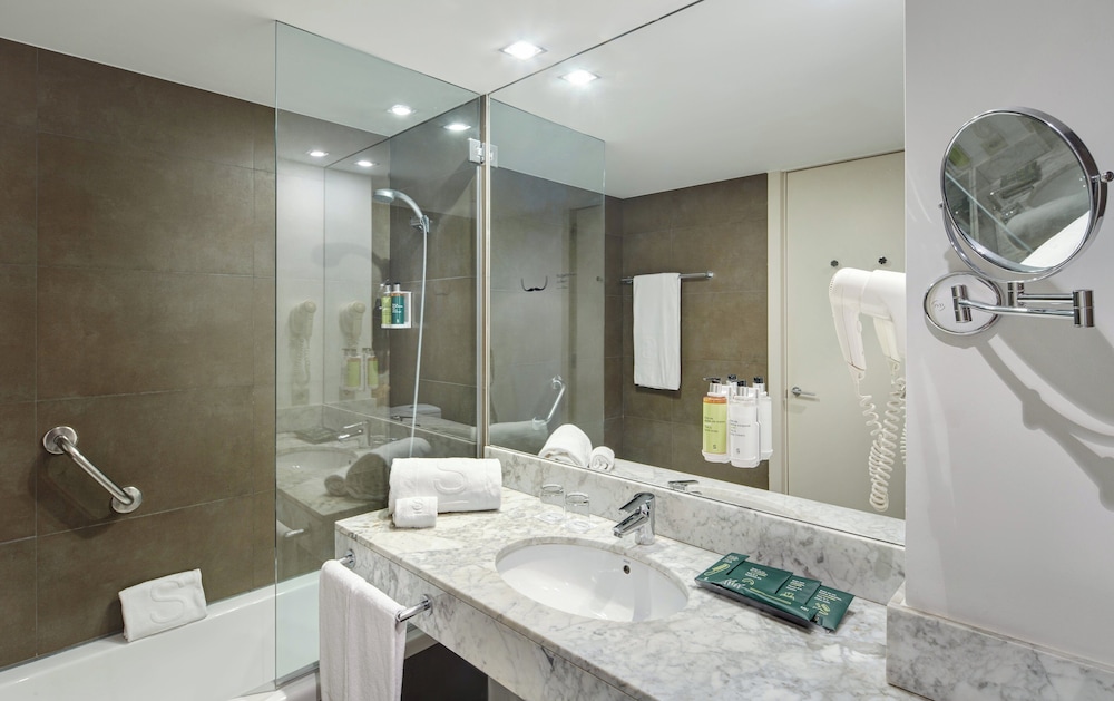 Sercotel Amister Art Hotel — Hotel rooms in Barcelona, Catalonia