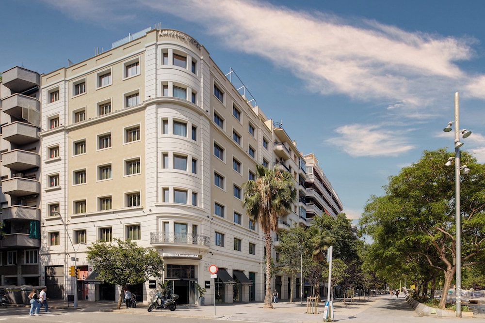 Sercotel Amister Art Hotel — Hotel building in Barcelona, Catalonia