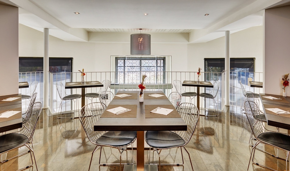 Sercotel Amister Art Hotel — Restaurant & bars in Barcelona, Catalonia