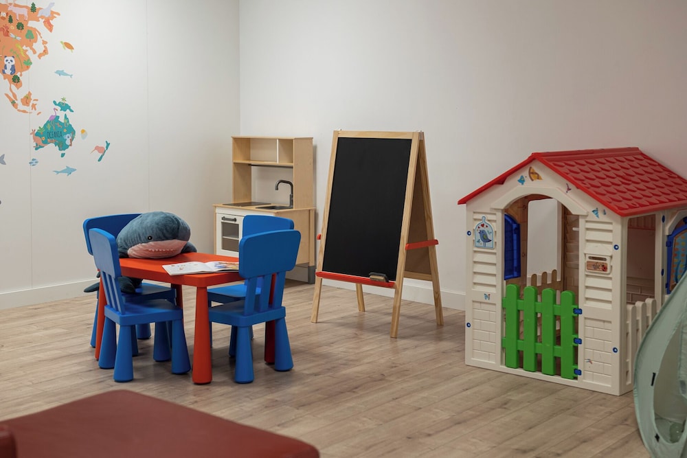 Naitly Barcelona Poblenou — Attractions for children in Barcelona, Catalonia