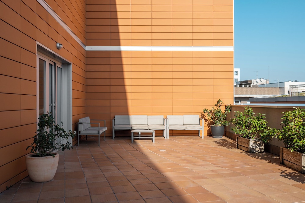 Naitly Barcelona Poblenou — Hotel building in Barcelona, Catalonia