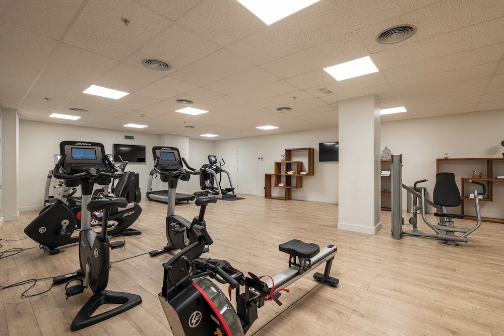 Naitly Barcelona Poblenou — Sports & recreation in Barcelona, Catalonia