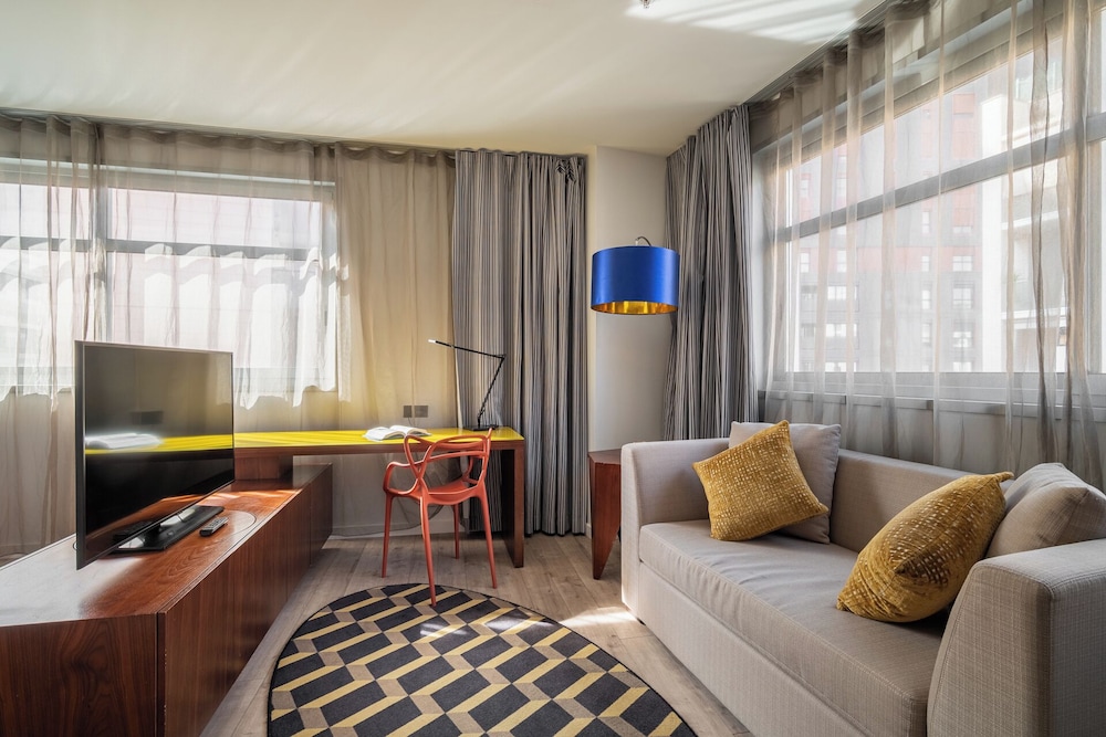 Naitly Barcelona Poblenou — Hotel rooms in Barcelona, Catalonia