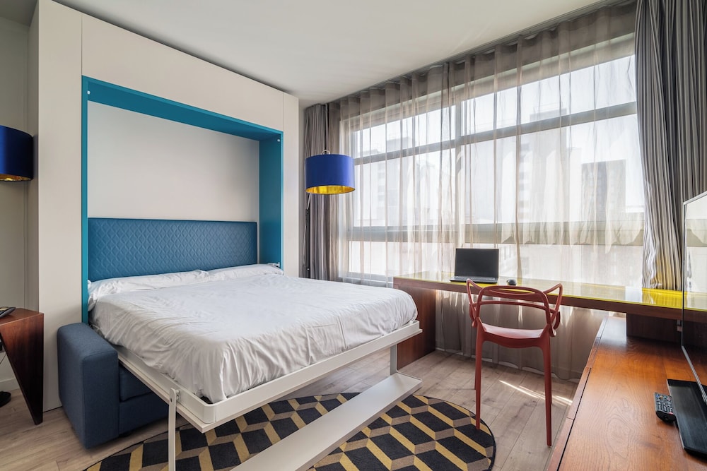 Naitly Barcelona Poblenou — Hotel rooms in Barcelona, Catalonia
