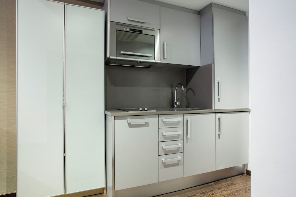 Aramunt Apartments — Hotel rooms in Barcelona, Catalonia