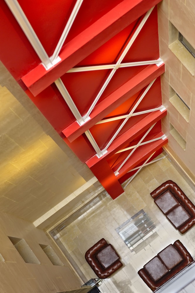Aramunt Apartments — Hotel building in Barcelona, Catalonia