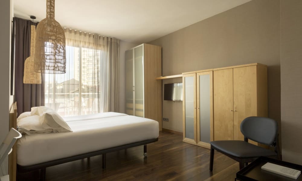 Aramunt Apartments — Hotel rooms in Barcelona, Catalonia