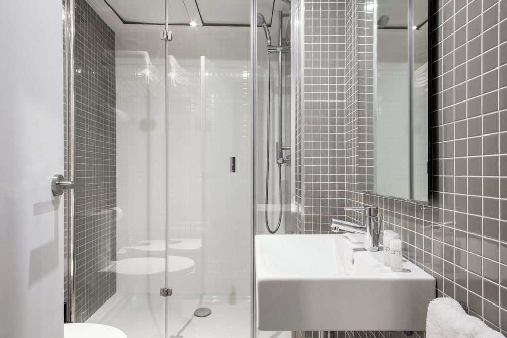 Aramunt Apartments — Hotel rooms in Barcelona, Catalonia