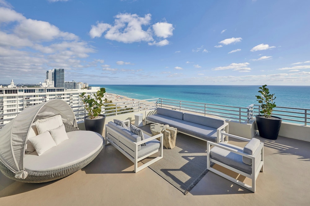 Loews Miami Beach Hotel – South Beach — Beach in Miami, Florida