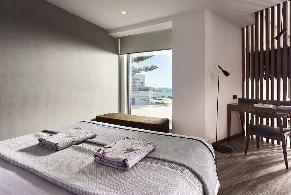 Dyo Suites — Hotel rooms in Rethymnon