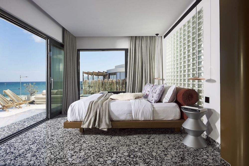Dyo Suites — Hotel rooms in Rethymnon