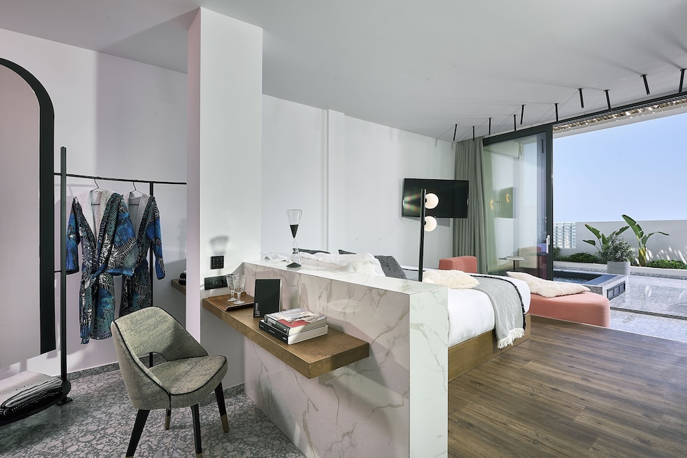 Dyo Suites — Hotel rooms in Rethymnon