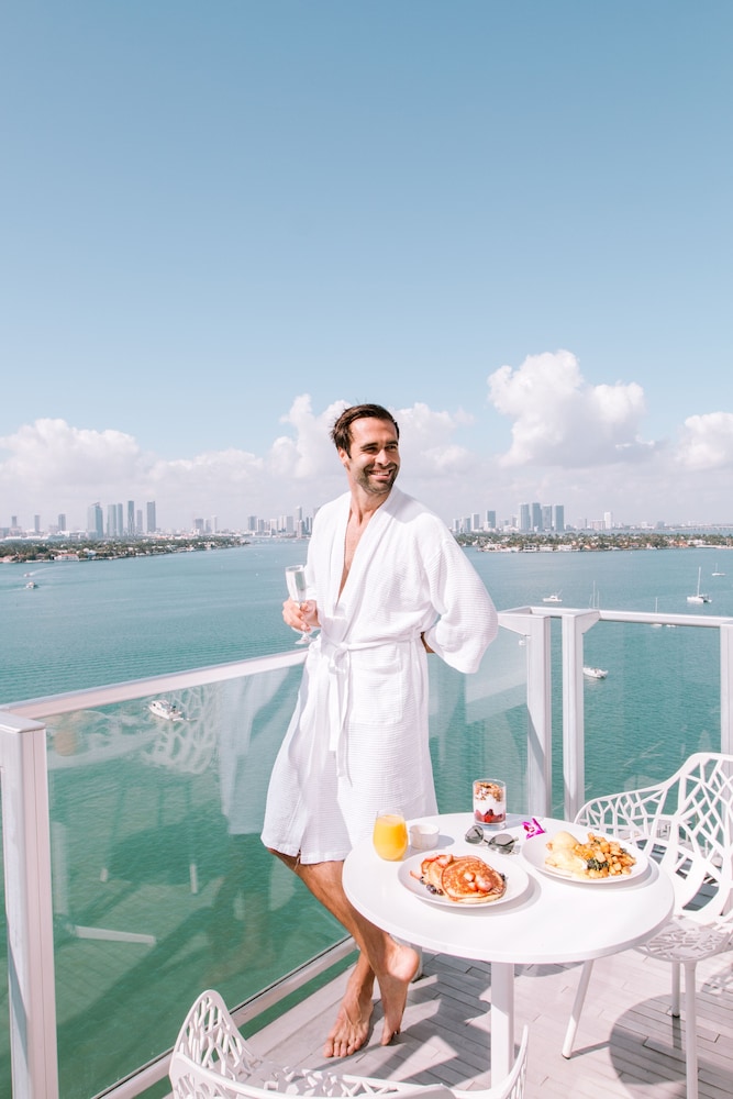 Mondrian South Beach — Hotel rooms in Miami, Florida