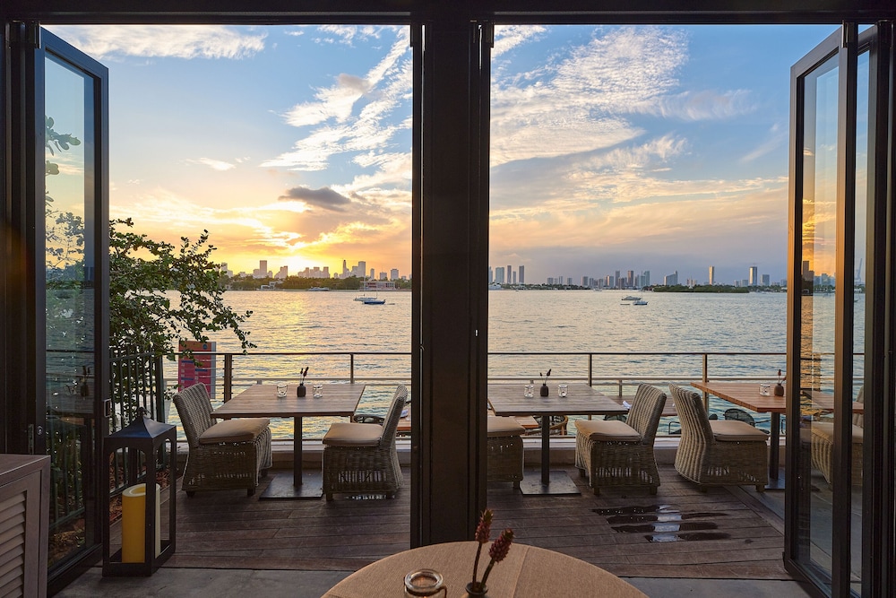 Mondrian South Beach — Restaurant & bars in Miami, Florida
