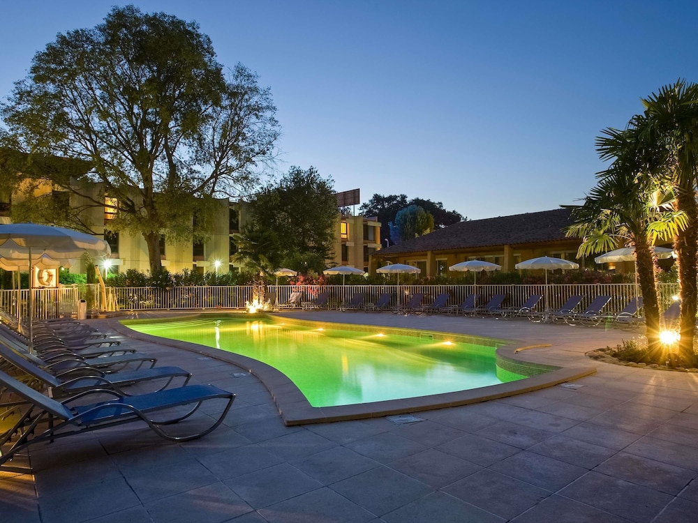Hotel Novotel Aix en Provence Pont de l'Arc Fenouillères - zdjęcie 3