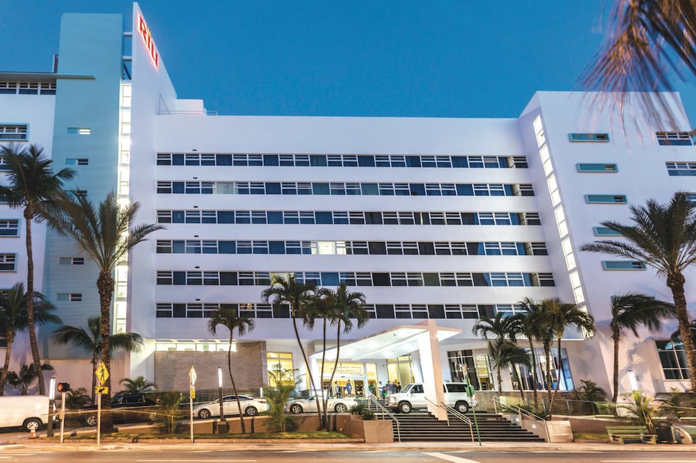 Hotel Riu Plaza Miami Beach — Hotel building in Miami, Florida