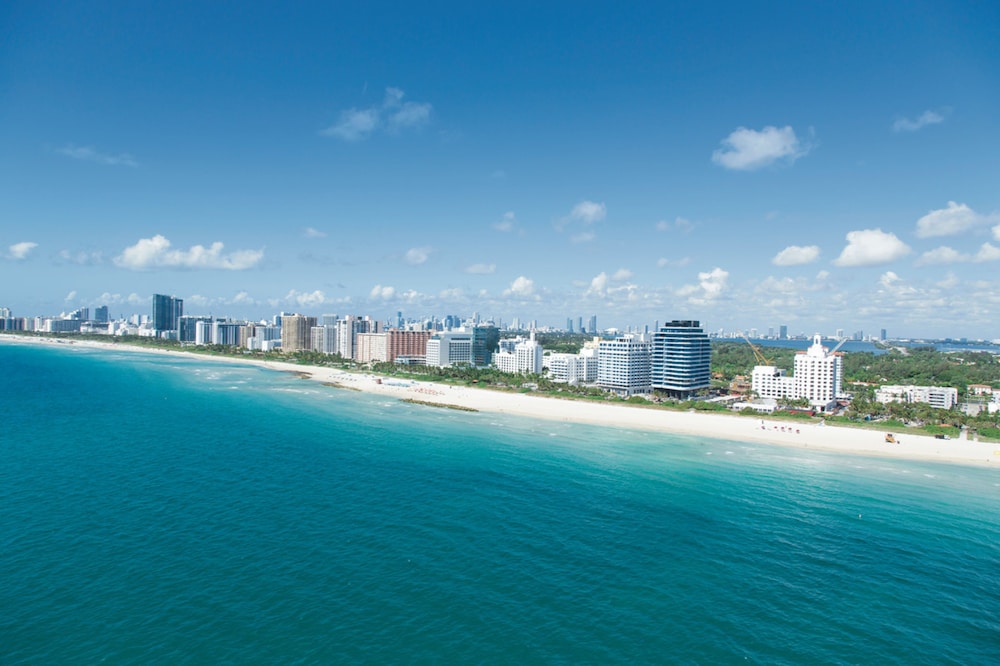 Hotel Riu Plaza Miami Beach — Beach in Miami, Florida