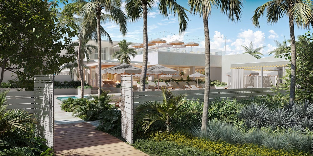 Royal Palm South Beach Miami, a Tribute Portfolio Resort — Hotel building in Miami, Florida