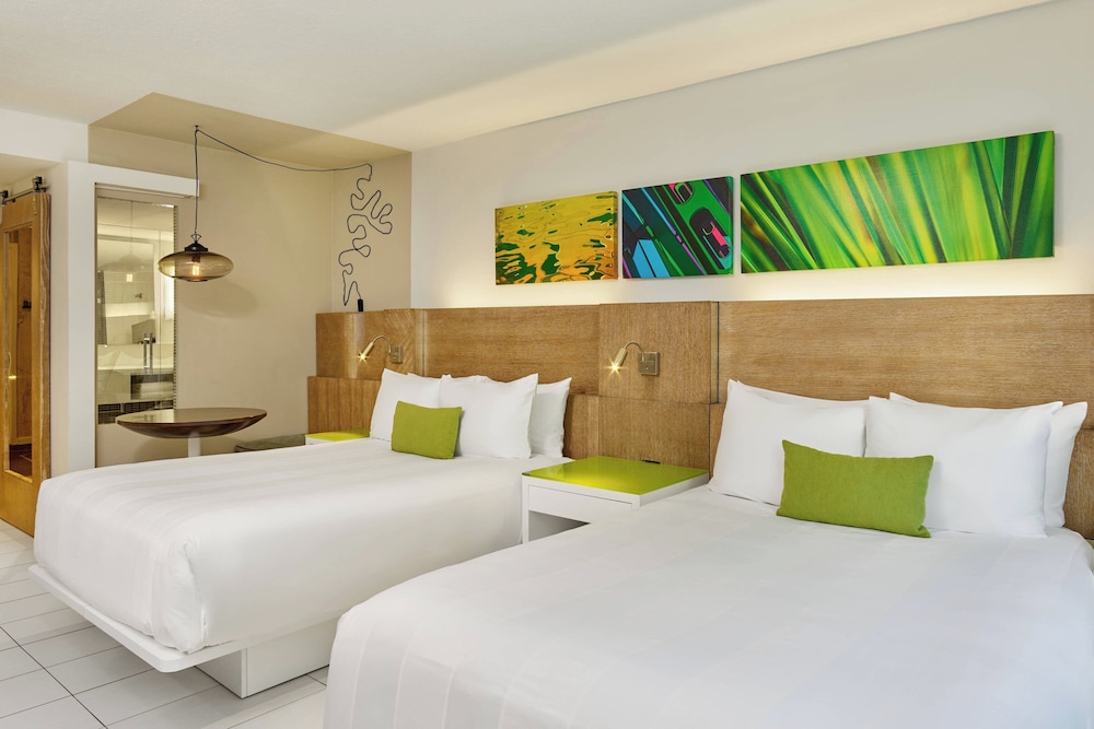 Royal Palm South Beach Miami, a Tribute Portfolio Resort — Hotel rooms in Miami, Florida