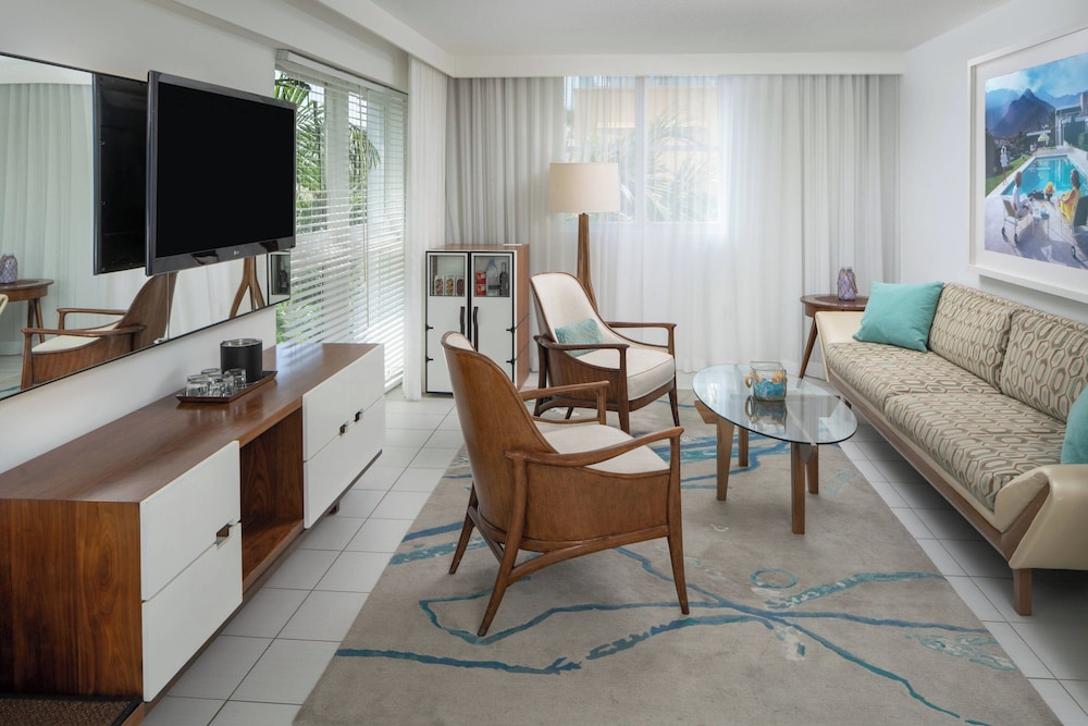 Royal Palm South Beach Miami, a Tribute Portfolio Resort — Hotel rooms in Miami, Florida