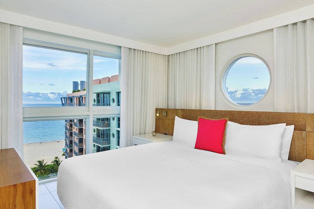 Royal Palm South Beach Miami, a Tribute Portfolio Resort — Hotel rooms in Miami, Florida