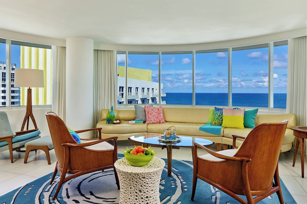 Royal Palm South Beach Miami, a Tribute Portfolio Resort — Hotel rooms in Miami, Florida