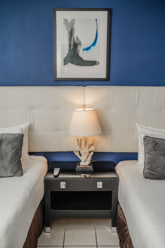 The Sagamore Hotel South Beach - An All Suite Hotel — Hotel rooms in Miami, Florida