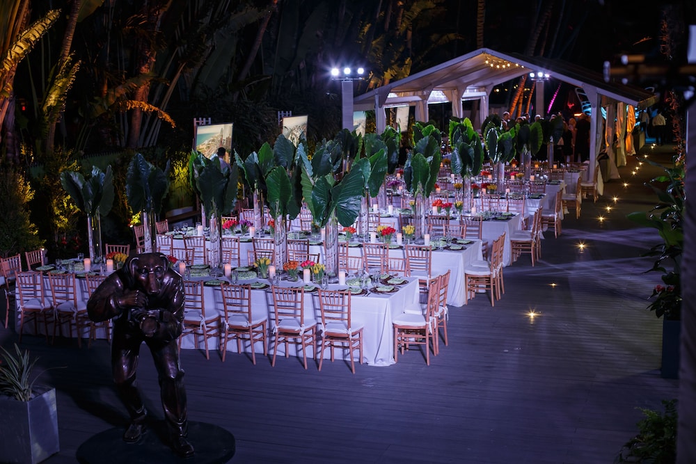 The Sagamore Hotel South Beach - An All Suite Hotel — Restaurant & bars in Miami, Florida