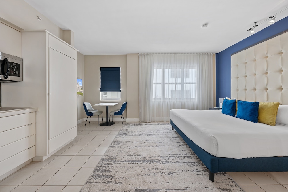 The Sagamore Hotel South Beach - An All Suite Hotel — Hotel rooms in Miami, Florida
