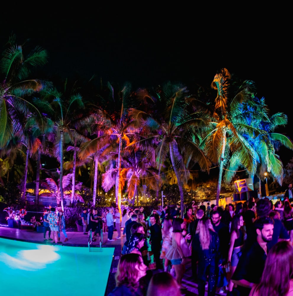 The Sagamore Hotel South Beach - An All Suite Hotel — Swimming pool in Miami, Florida