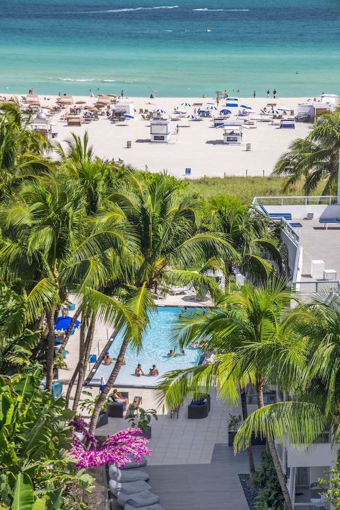 The Sagamore Hotel South Beach - An All Suite Hotel — Beach in Miami, Florida