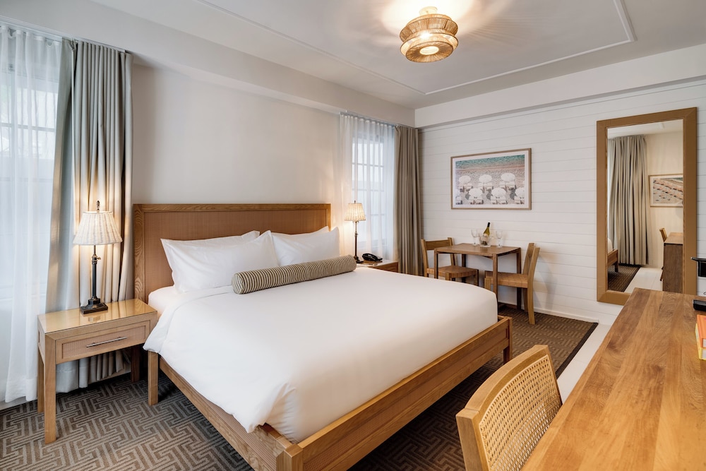 Liberty Park Hotel South Beach — Hotel rooms in Miami, Florida