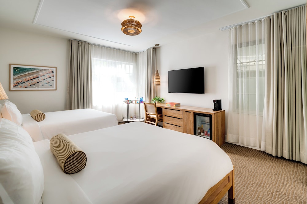 Liberty Park Hotel South Beach — Hotel rooms in Miami, Florida