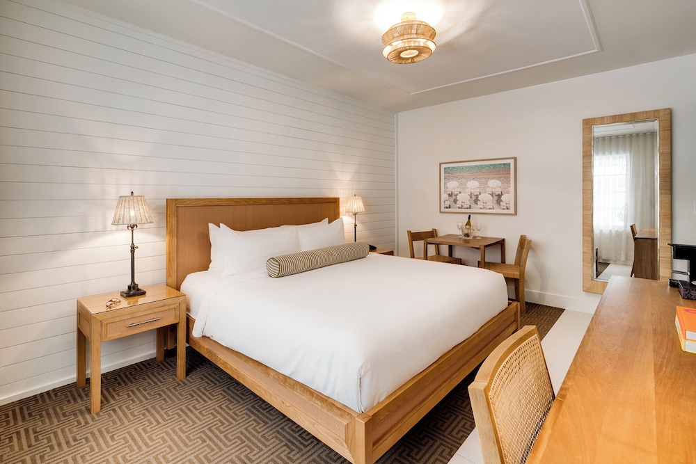 Liberty Park Hotel South Beach — Hotel rooms in Miami, Florida