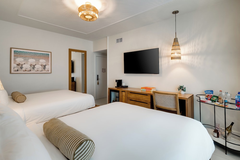 Liberty Park Hotel South Beach — Hotel rooms in Miami, Florida